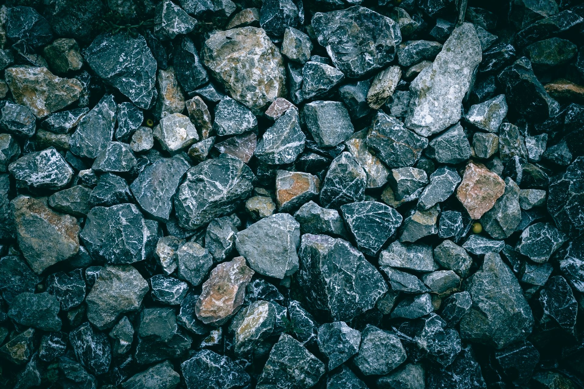 How Much Landscape Rock Do You Need