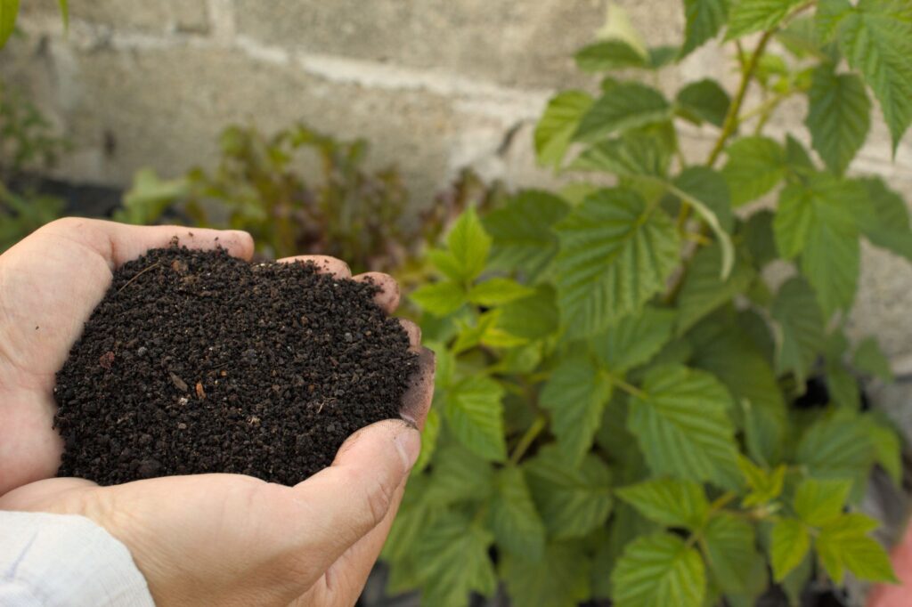 Calculate Compost for Raised Beds and In-Ground Gardens